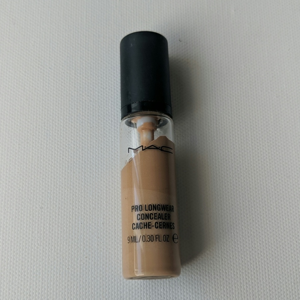Mac pro longwear concealer